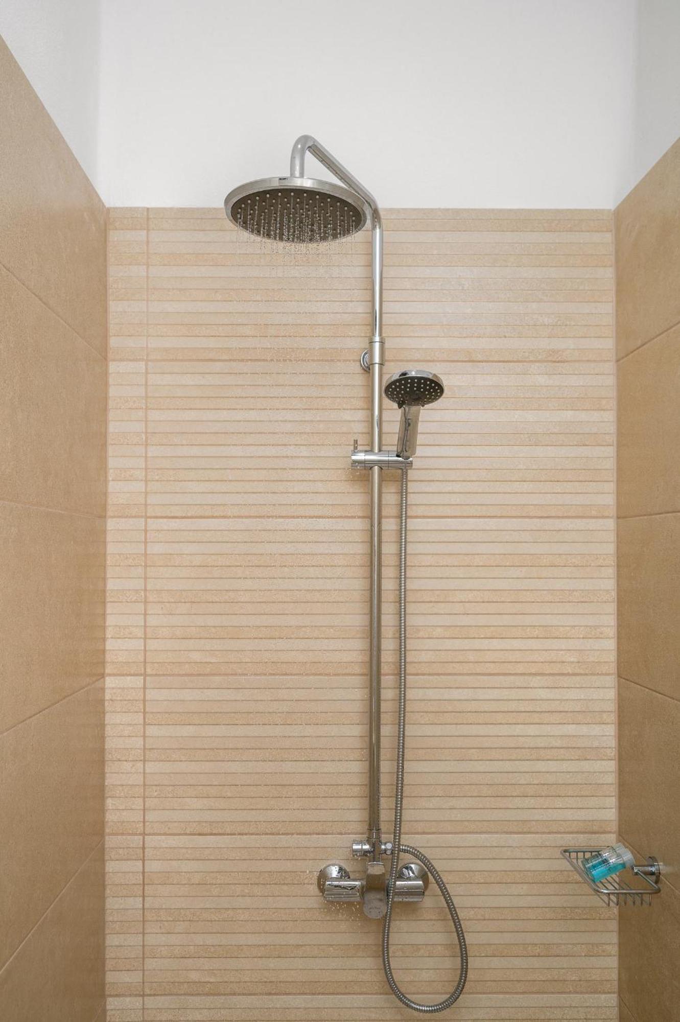 Papadia Luxury Apartments ピツイディア エクステリア 写真